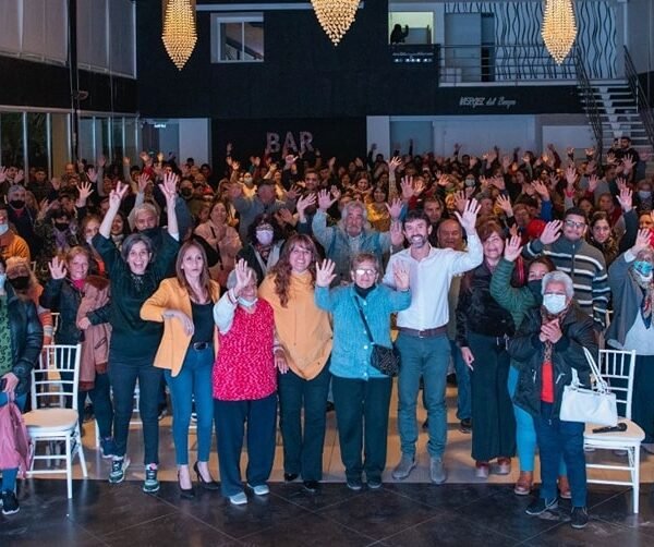 FELIPE ALVAREZ INNOVA PROGRAMA GRANDES LIDERES